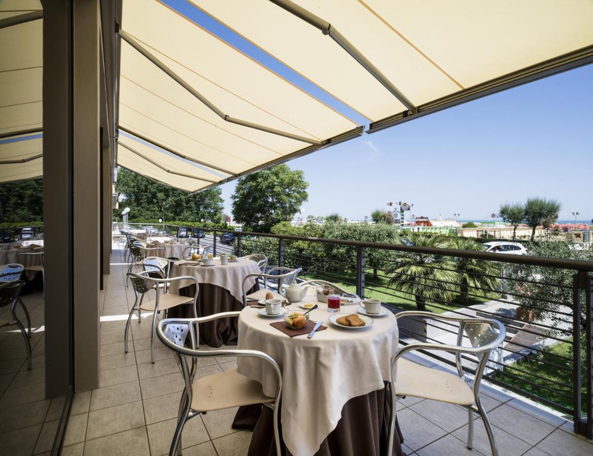 National Hotel Rimini Ngoại thất bức ảnh