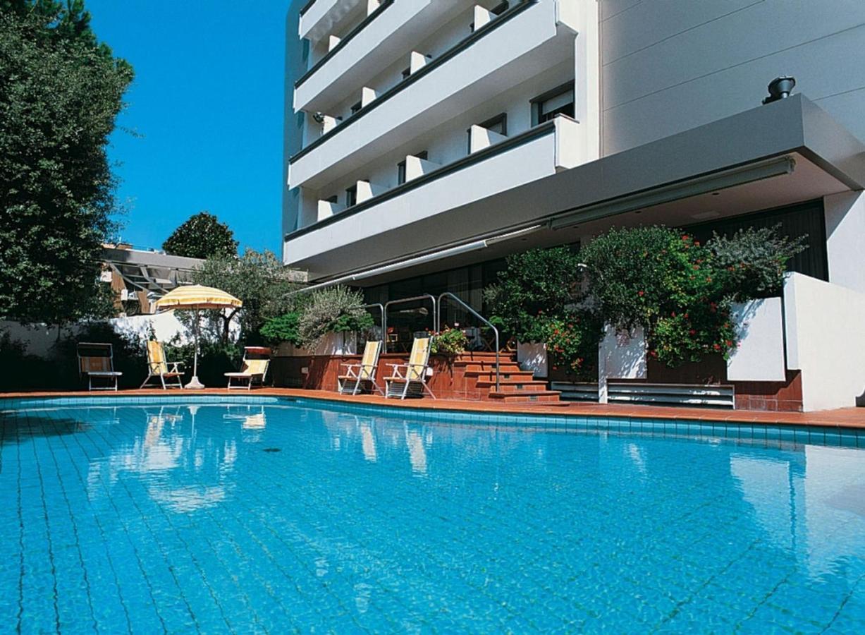 National Hotel Rimini Ngoại thất bức ảnh