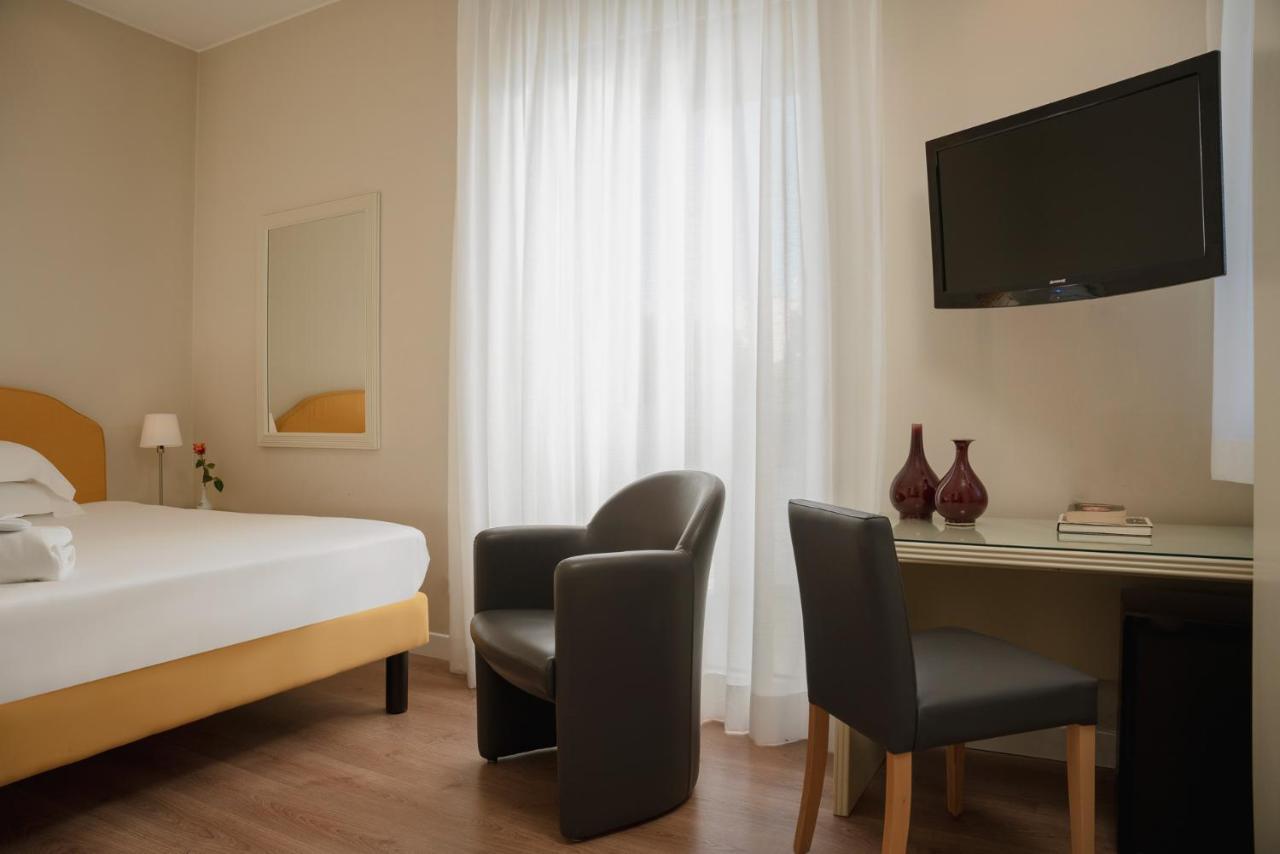 National Hotel Rimini Ngoại thất bức ảnh
