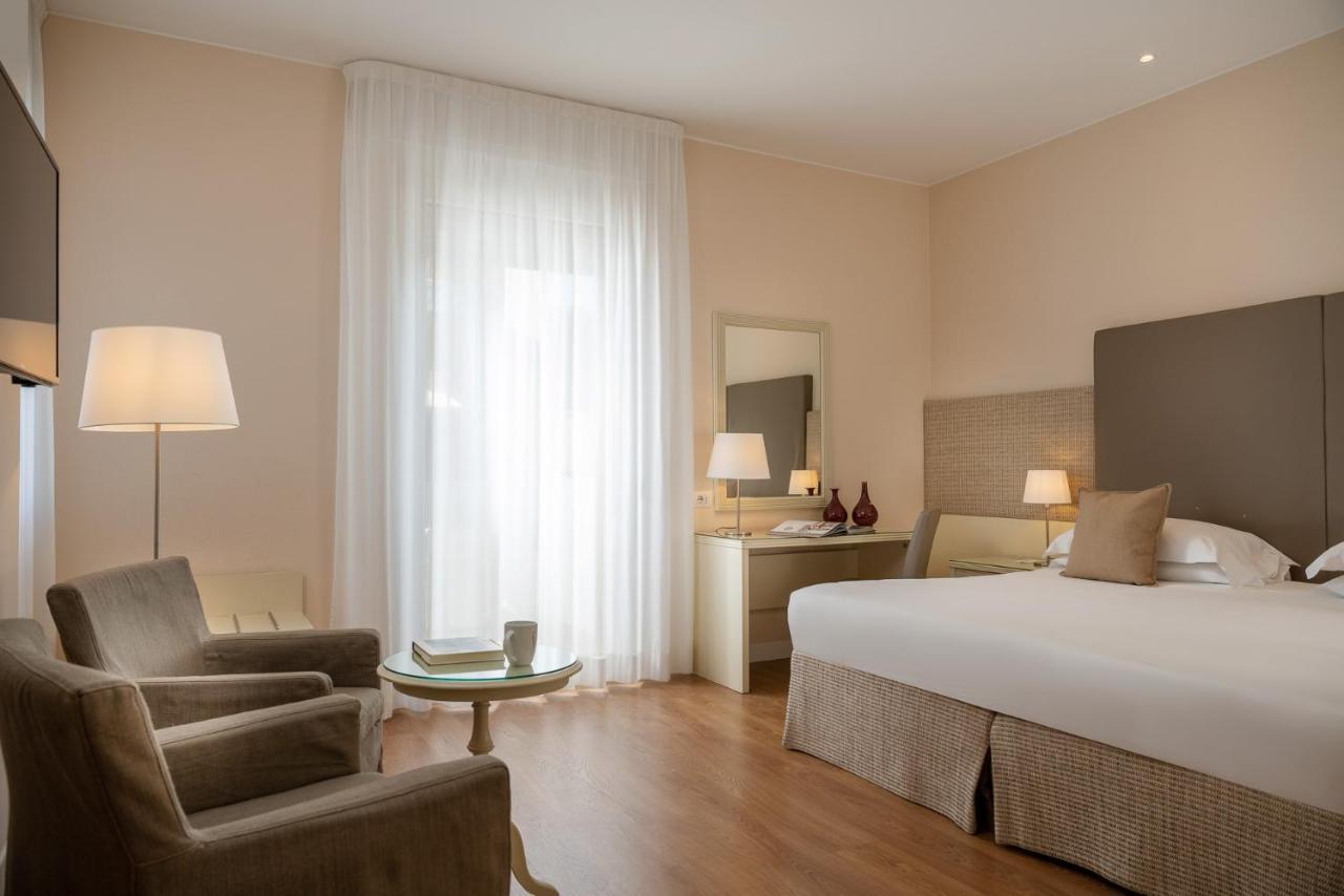 National Hotel Rimini Ngoại thất bức ảnh