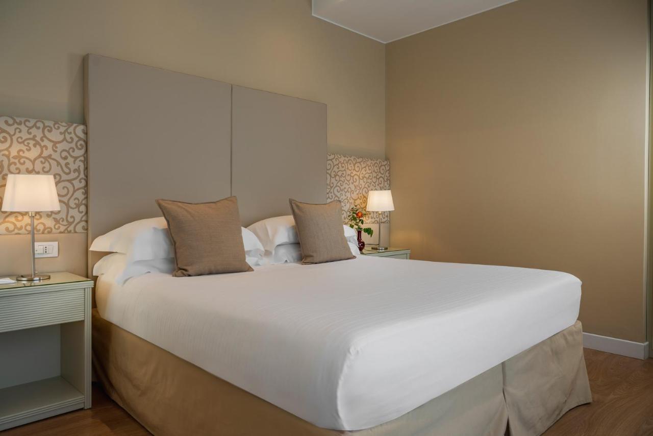 National Hotel Rimini Ngoại thất bức ảnh