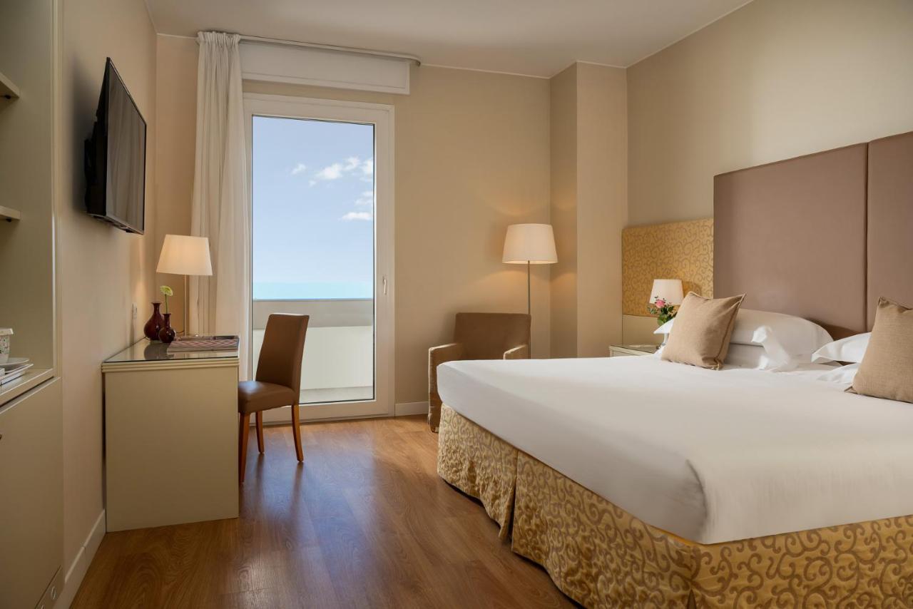 National Hotel Rimini Ngoại thất bức ảnh